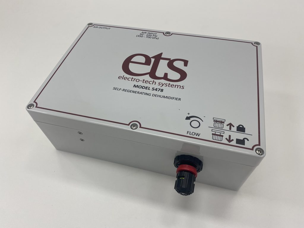 美國ELECTRO-TECH SYSTEMS INC ETS M 5478 – 再生除濕系統 空氣輸入工作范圍為 50-100 PSI 雙柱干燥機使用分子篩干燥劑