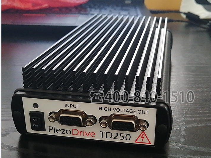 澳大利亞PIEZODRIVE TD250 壓電陶瓷驅(qū)動器，六通道電壓放大器， 可應用于納米定位、顯微鏡、電光和振動控制等