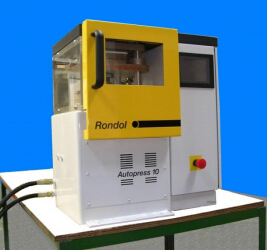 Rondol Technology Ltd.公司AutoPress 10 Tonne 實驗室自動液壓機